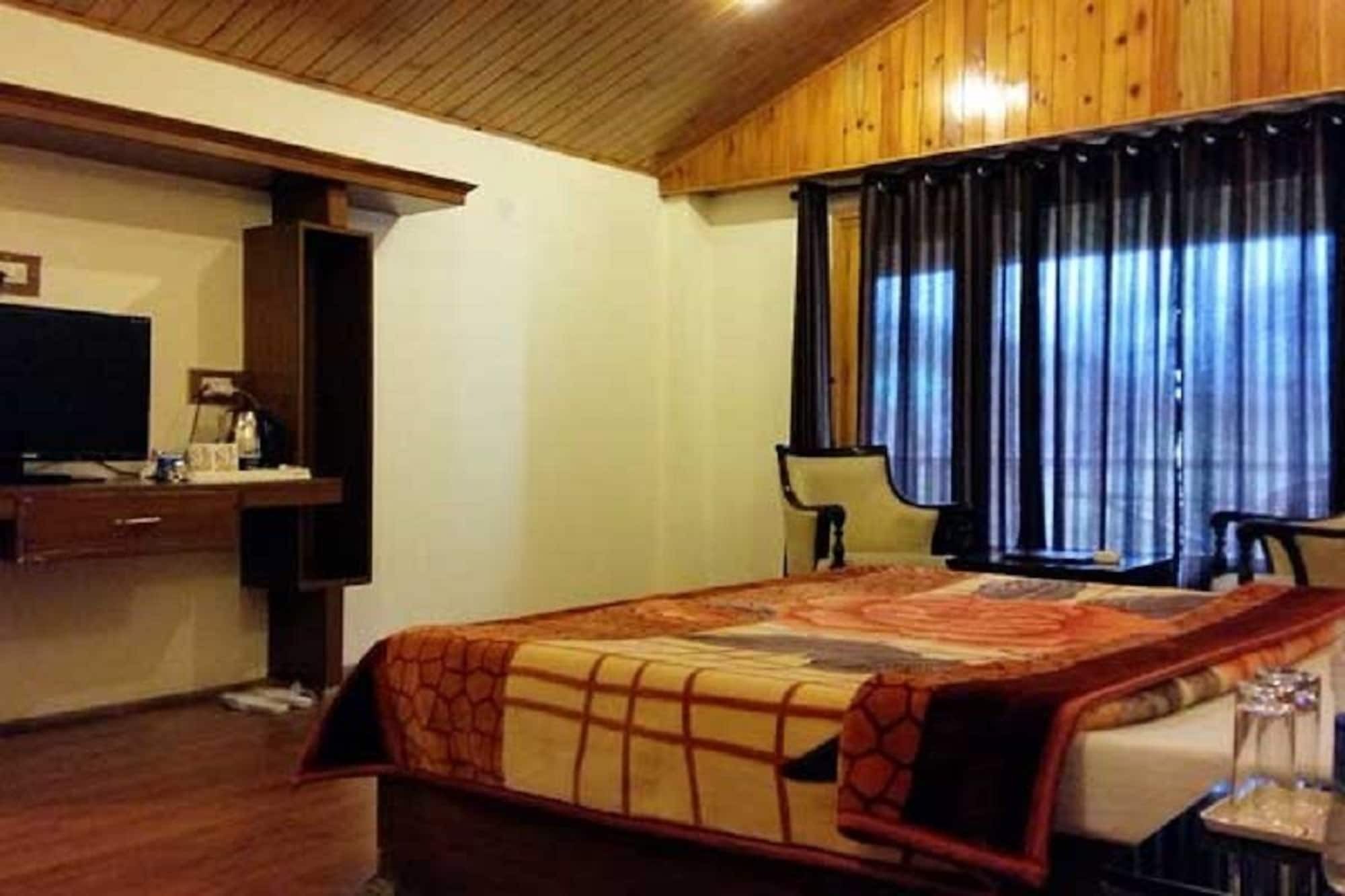 Himalayan Nomad Cottage, Manali ! All 2 Bedroom Independent Cottages ! Personal Lawn Every Cottage ! Parking ! Scenic Mountains View ! Spacious Rooms ! Eksteriør bilde